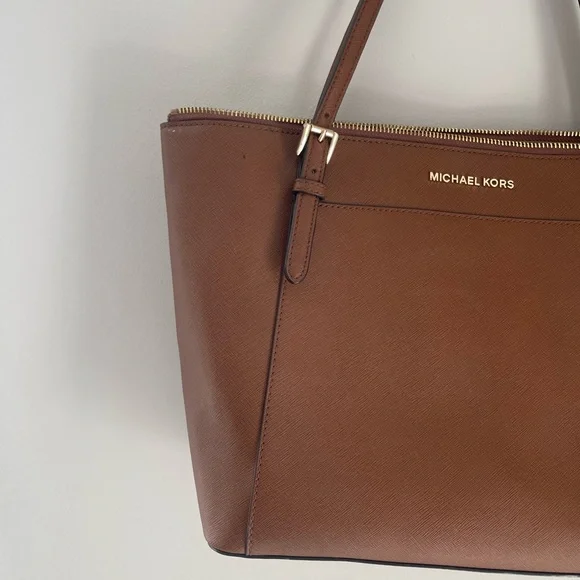 Michael Kors Elegant Brown Tote - Picture 2 of 7